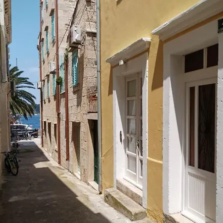 Beautiful Vintage House Dom wakacyjny Vis