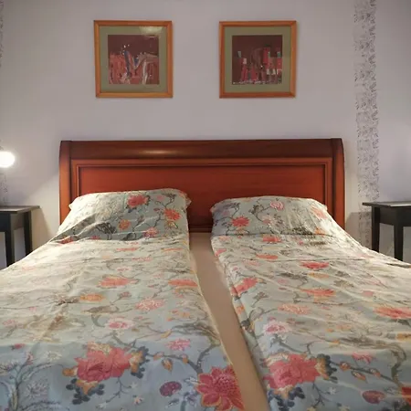 Dom wakacyjny Beautiful Vintage House *