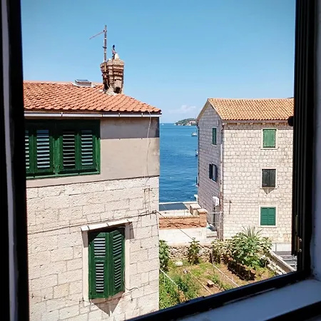 Beautiful Vintage House * 비스